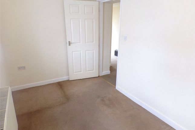 Flat for sale in Station Road, Ellesmere Port, Cheshire