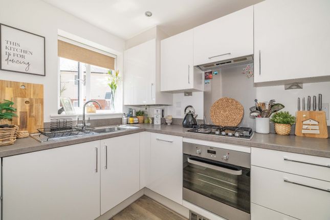 10, Siegfried Close, Kent photo 4