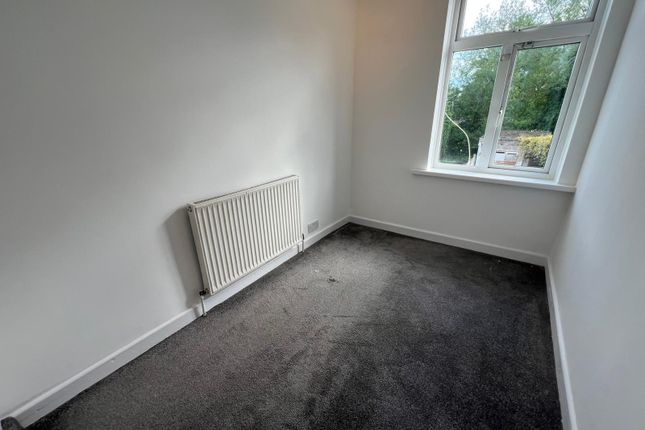 40, Wolverhampton photo 2