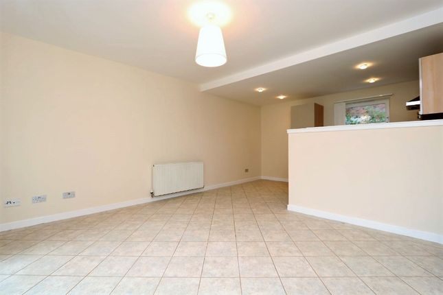 Flat 0-2, 36, McPhail Street, Glasgow photo 5