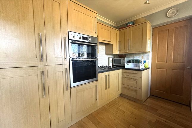 21, Robert Way, Mytchett photo 2