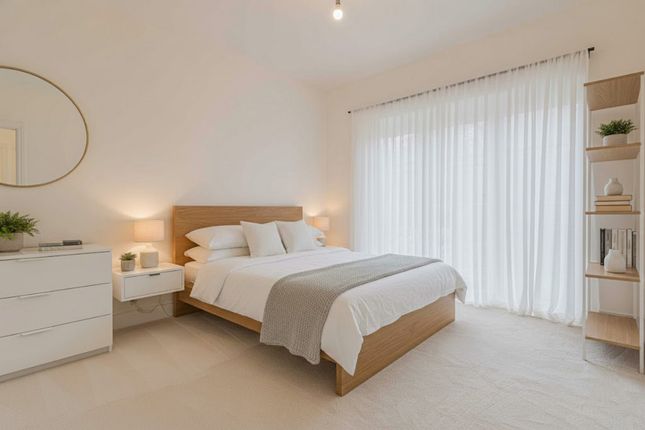Flat Flat 1, 51, Chalkwell Avenue, Westcliff-on-Sea photo 4