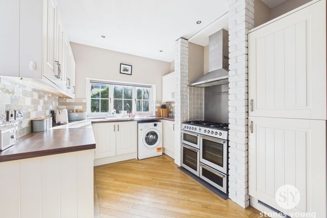 68 Whalley Road, Blackburn photo 3