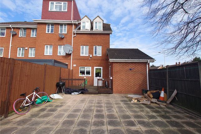 1, Rose Park Close, Greater London photo 2