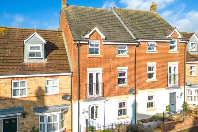 Terraced house for sale in Sandleford Lane, Greenham, Thatcham, Berkshire