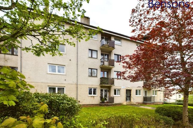 Flat to rent in Dunglass Avenue, By Village, East Kilbride, South Lanarkshire