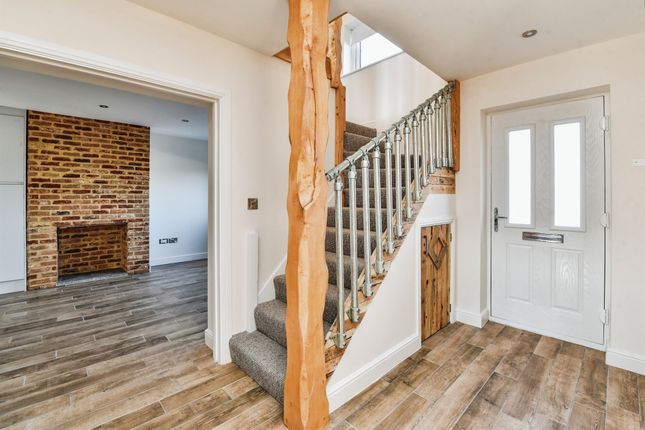 7, Westbury Road, Devizes photo 3