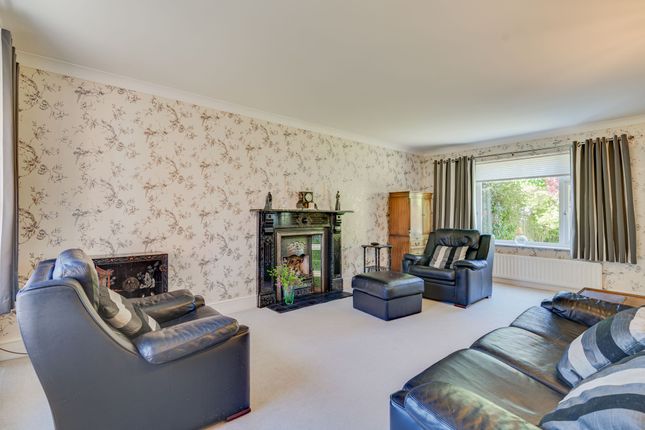 8 Betchton Close, Sandbach photo 4