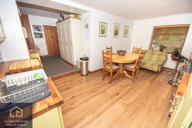 9, Brampton Road, Rotherham photo 4