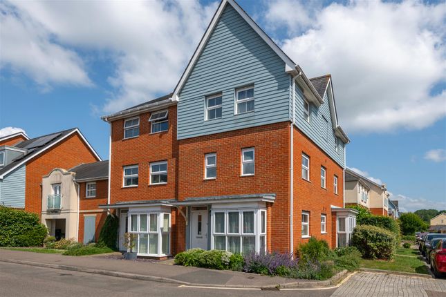 3-bed other on 6, Burrage Road, Redhill, £490,000