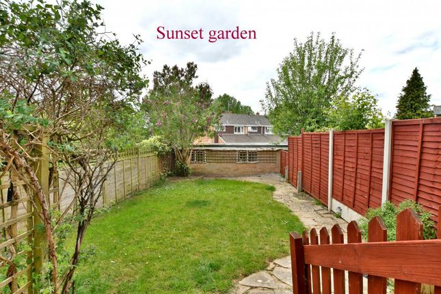 23, Allenview Road, Wimborne photo 2