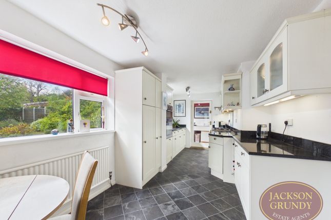 36, Glenfield Drive, Wellingborough photo 4