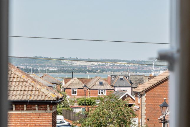 31, St. Thomas's Road, Gosport photo 4