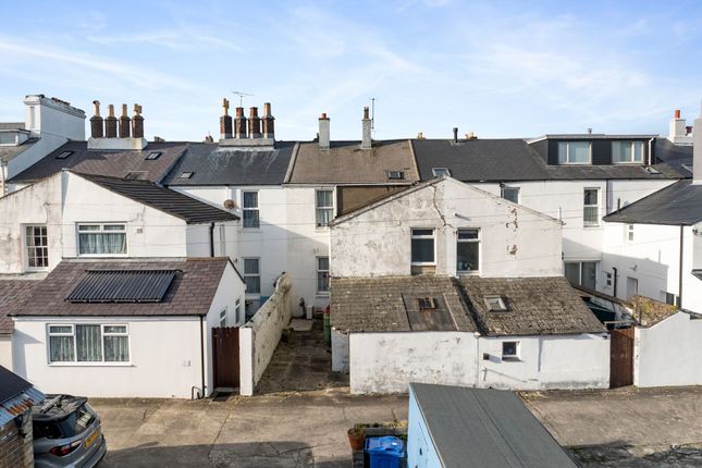 11 Lezayre Road, Isle Of Man photo 4