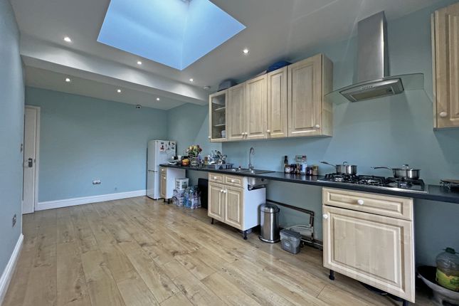 End terrace house for sale in Waters Road, London