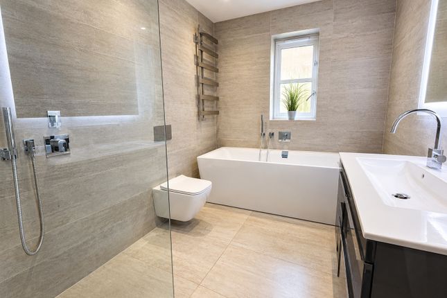 5, Beningfield Drive, St. Albans photo 3