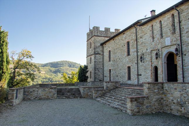 Property for sale in Gropparello, Piacenza, Emilia-Romagna, Italy