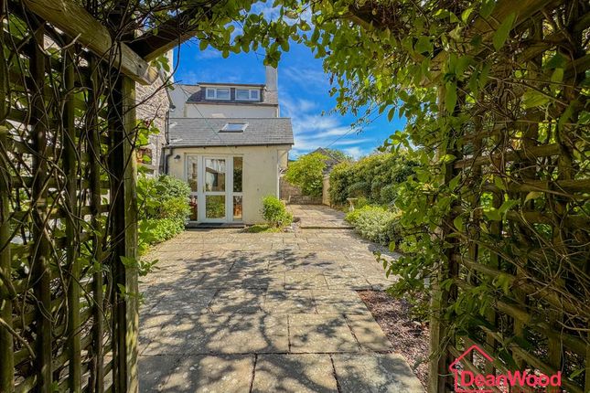 Hazelcroft, 95, Malew Street, Isle of Man photo 4