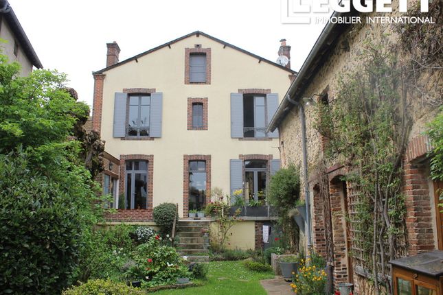 Thumbnail Villa for sale in Longny Les Villages, Orne, Normandie