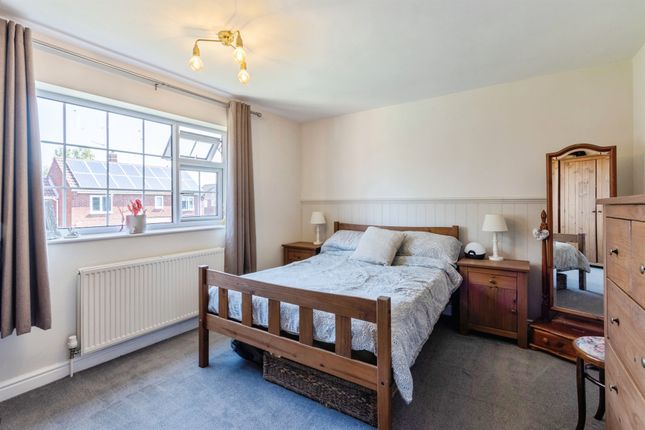 37, Pinfold Avenue, Leeds photo 4