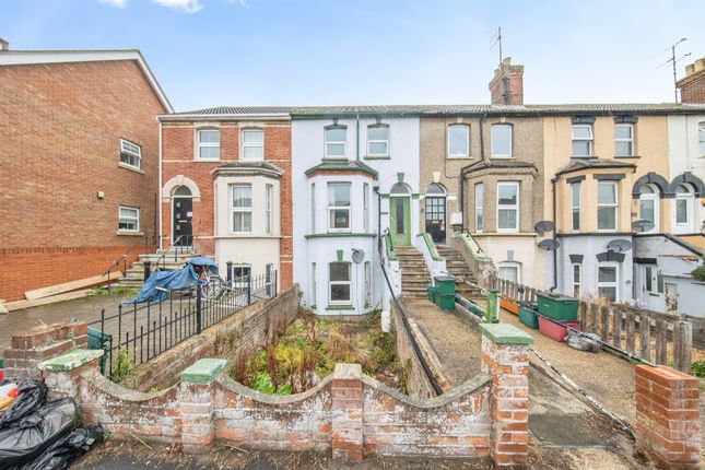 4-bed terraced on 52, Main Road, Harwich, £110,000