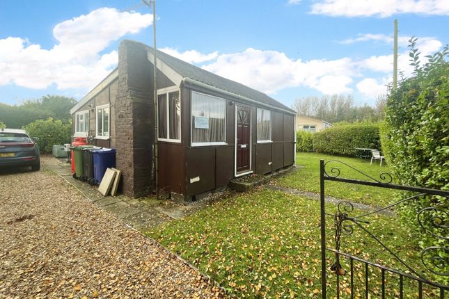 Mobile/park home for sale in Humberston Fitties, Humberston, Grimsby, Lincolnshire