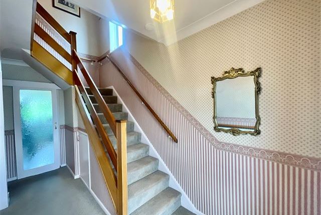 507, Hastilar Road South, Sheffield photo 3