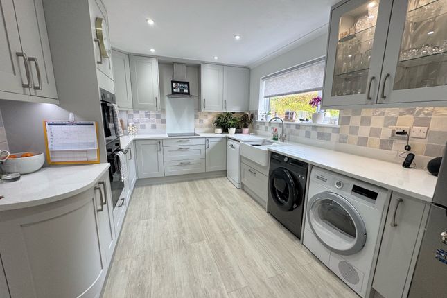 Flat 1, Little Knowle Court,, 32 Little Knowle, Budleigh Salterton photo 4
