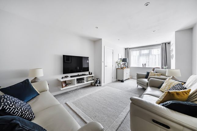 209, London Road, Reading photo 4
