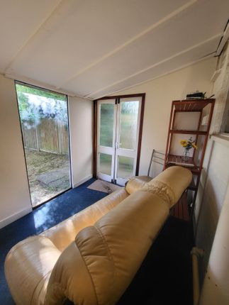 37 Bixley Close *, Norwich photo 5