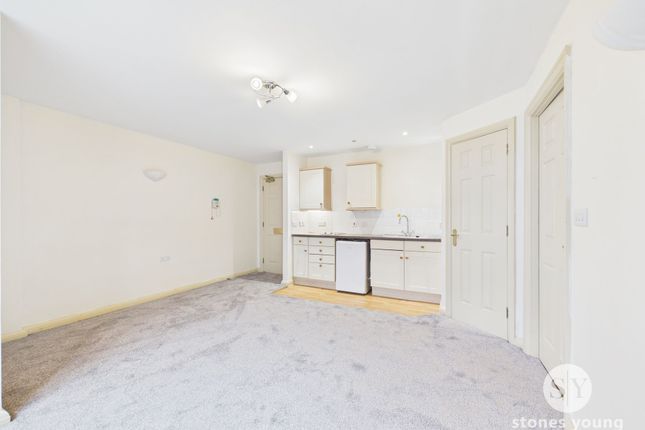 Apt 15, Southworth House Preston New Road, Blackburn photo 2