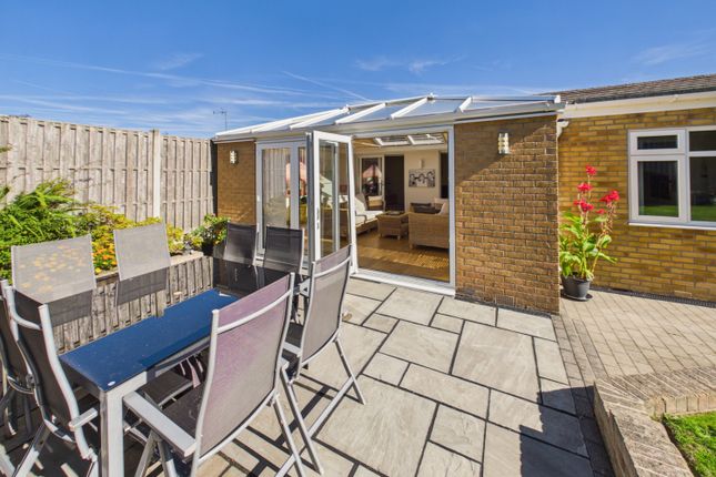 14, Hawkshead Avenue, Dronfield photo 3