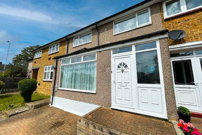 Thumbnail Terraced house for sale in Fairford Way, Romford