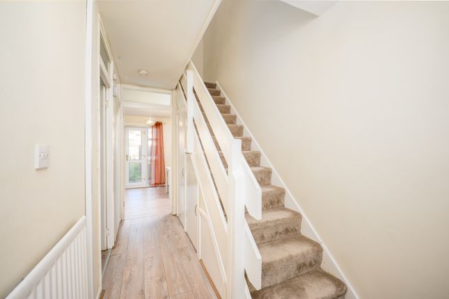 Merryhill Drive, Birmingham photo 4
