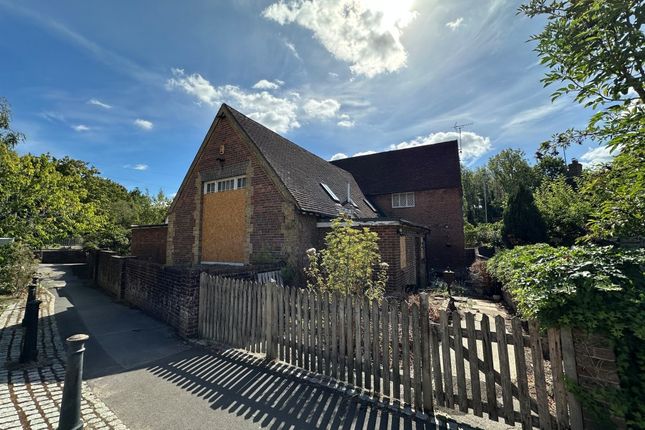 3-bed detached on Northbridge Street, Robertsbridge, £250,000