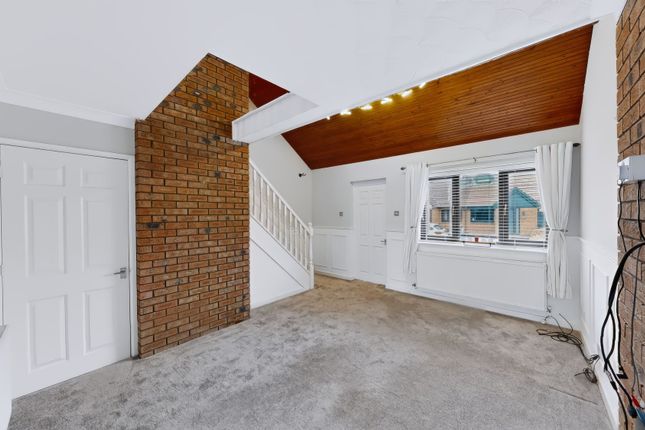 29 Bexhill Drive, Leigh photo 3