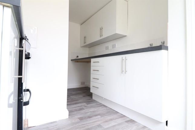 Flat to rent in Eldon Square, Reading