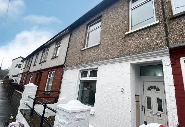 Thumbnail Property to rent in The Parade, Church Village, Pontypridd