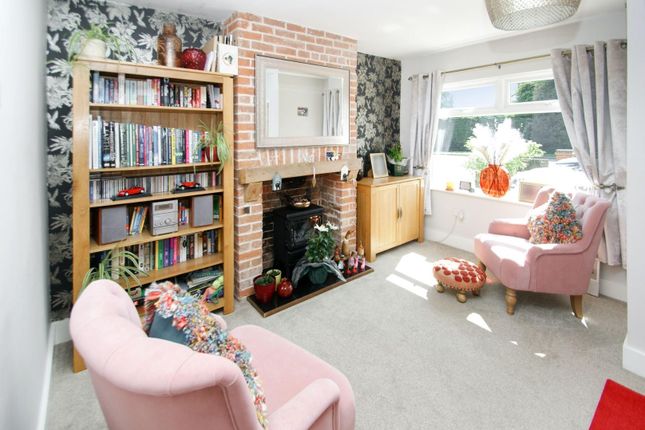 Lyric Cottage, Dunmow Road, TAKELEY photo 2