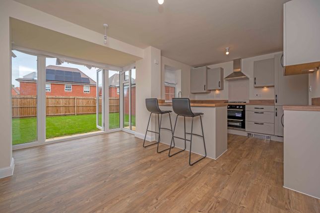 Thumbnail Detached house to rent in Bugbrooke Lane, Barton Seagrave, Kettering