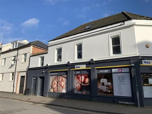 Thumbnail Flat to rent in High Street, Leamington Spa