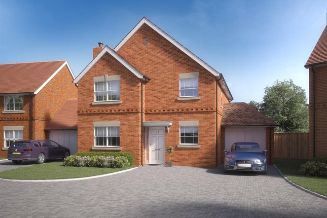 4 bed detached house for sale in The Hawthorns, Charvil, Reading RG10