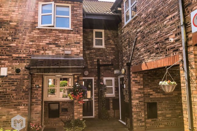 1-bed flat on Flat 27, Heaton Court Gardens Chorley New Road, Bolton, £30,000