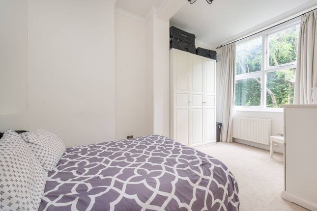 Flat to rent in Maclise Road, Olympia, London