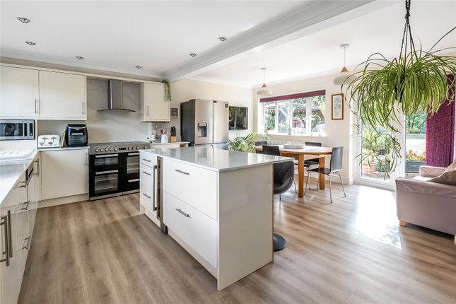 15, Roseacre Gardens, Guildford photo 4