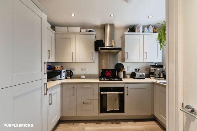 22, Goldfinch Edge, Cam, Dursley photo 3