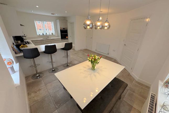 17, Pendle Close, Thornton Cleveleys photo 4