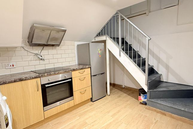 Two Double Room Close To Ilford Station- 1675 Pcm Inclusive Bills