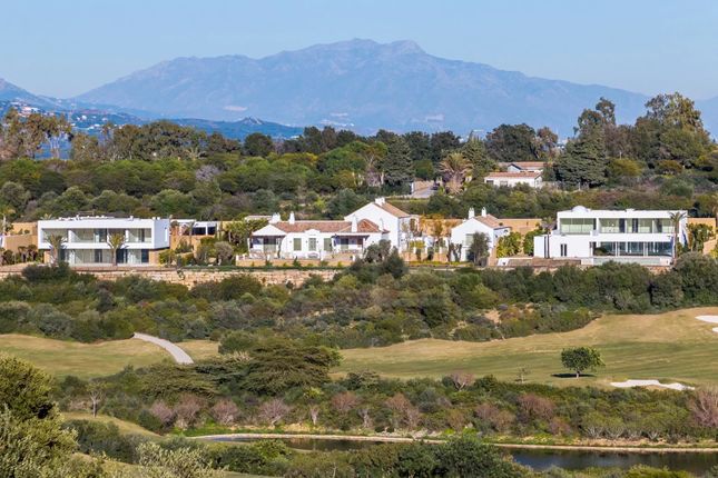 Villa for sale in Casares, 29690, Spain