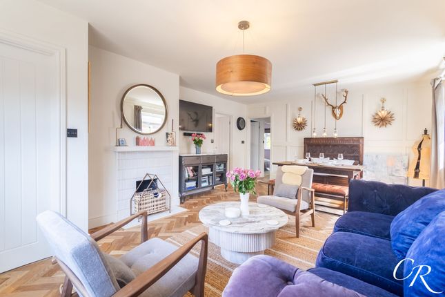 86 Long Mynd Avenue, Cheltenham photo 3
